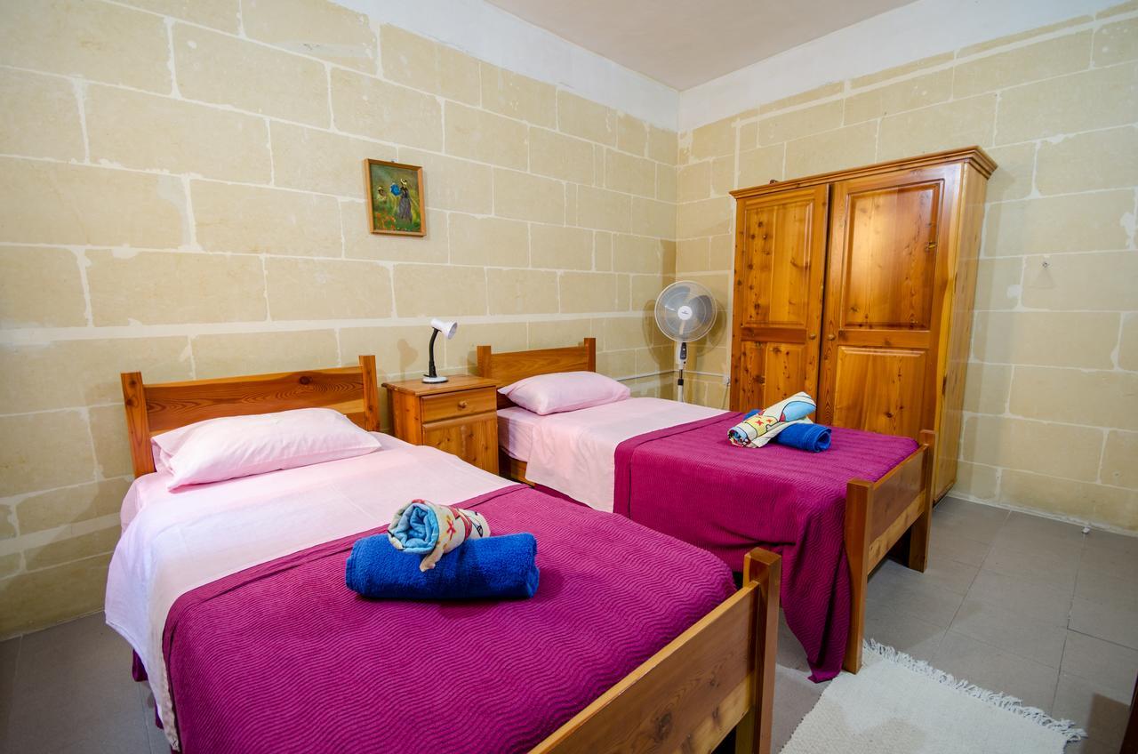 Kaccatur Flats Daire Marsalforn Dış mekan fotoğraf